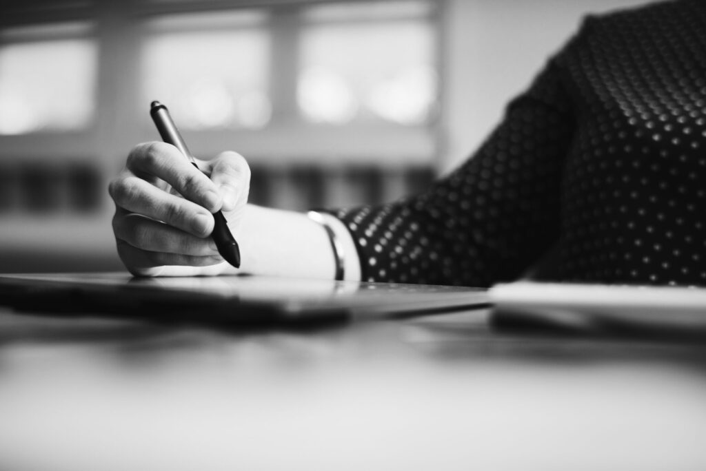 Kelemahan dalam Pemalsuan Tanda Tangan? Simak Ulasan Berikut