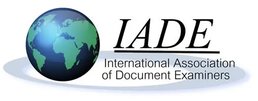 IADE Logo